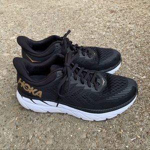 Hoka Clifton 7